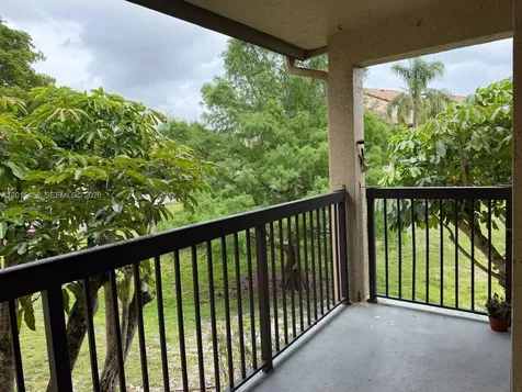 4381 W Mcnab Road Pompano Beach FL 33069