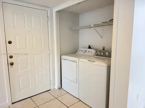 4381 W Mcnab Road Pompano Beach FL 33069