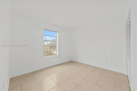 525 W 69th Street Hialeah FL 33014