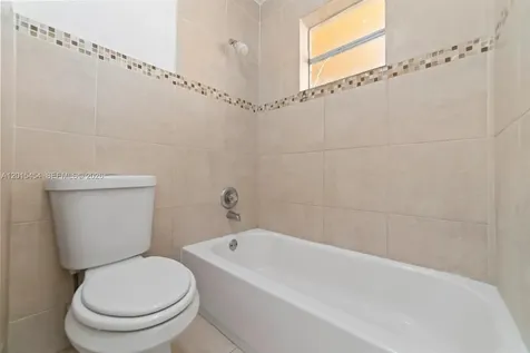 525 W 69th Street Hialeah FL 33014