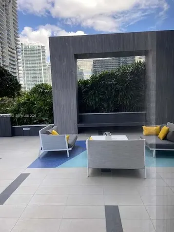 45 SW 9th Street Miami FL 33130