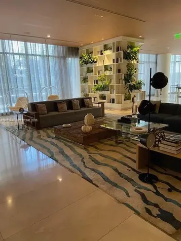 45 SW 9th Street Miami FL 33130