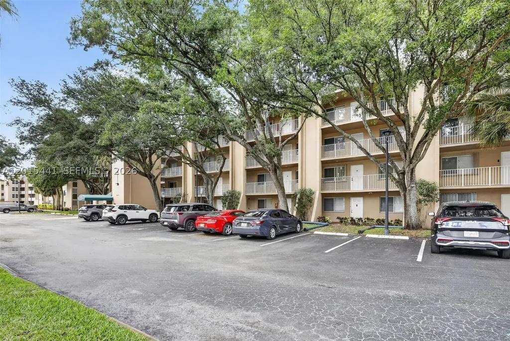 9470 Tangerine Place Davie FL 33324