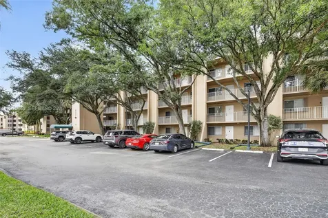 9470 Tangerine Place Davie FL 33324