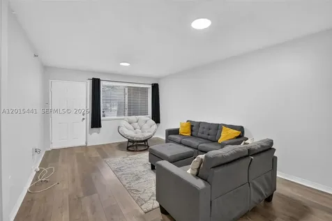 9470 Tangerine Place Davie FL 33324