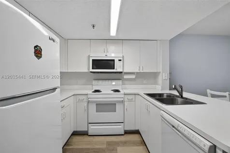 9470 Tangerine Place Davie FL 33324