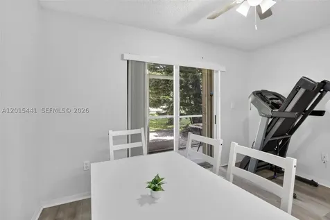 9470 Tangerine Place Davie FL 33324