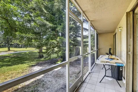 9470 Tangerine Place Davie FL 33324