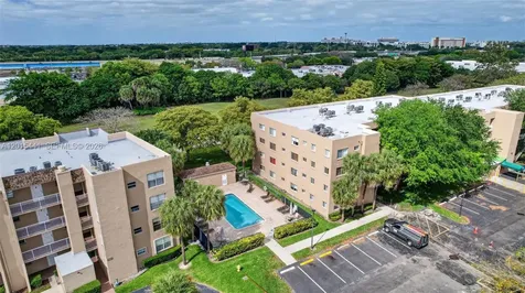 9470 Tangerine Place Davie FL 33324