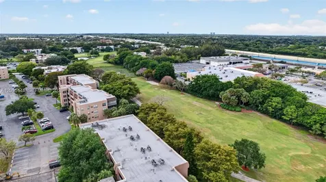 9470 Tangerine Place Davie FL 33324