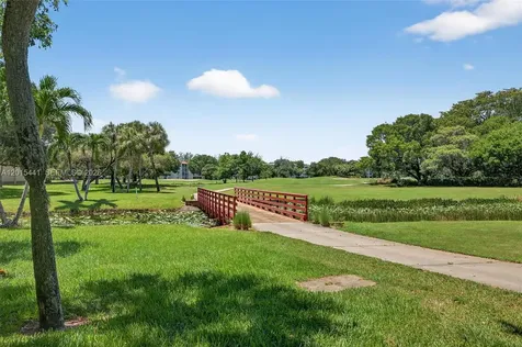 9470 Tangerine Place Davie FL 33324