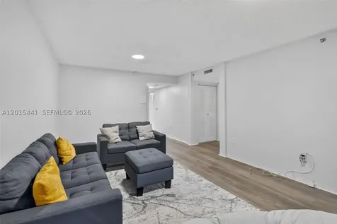 9470 Tangerine Place Davie FL 33324
