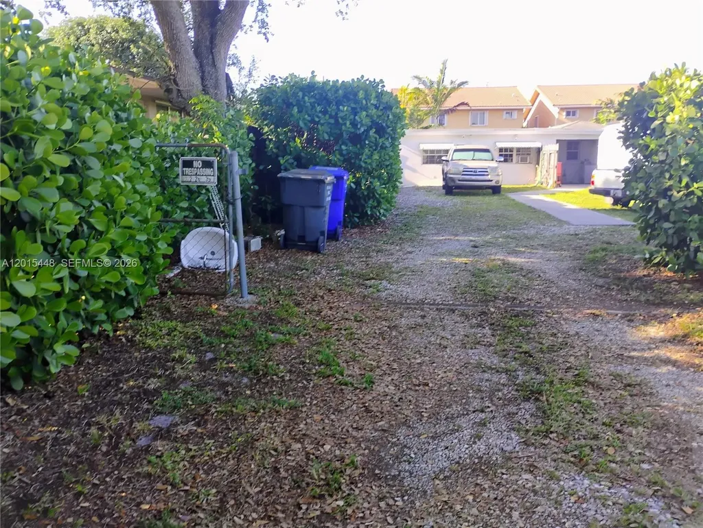 5832 Polk Street Hollywood FL 33021