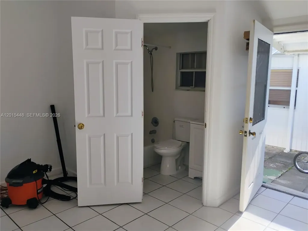 5832 Polk Street Hollywood FL 33021