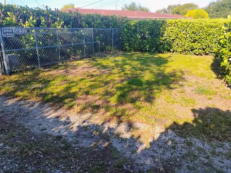 5832 Polk Street Hollywood FL 33021