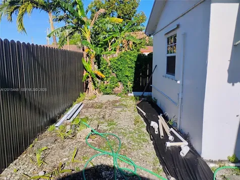 5832 Polk Street Hollywood FL 33021