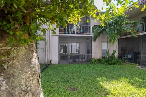 10385 N Kendall Drive Miami FL 33176