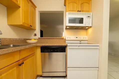 10385 N Kendall Drive Miami FL 33176