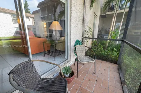 10385 N Kendall Drive Miami FL 33176