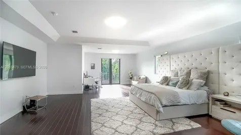 6950 SW 97th Avenue Miami FL 33173