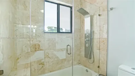 6950 SW 97th Avenue Miami FL 33173