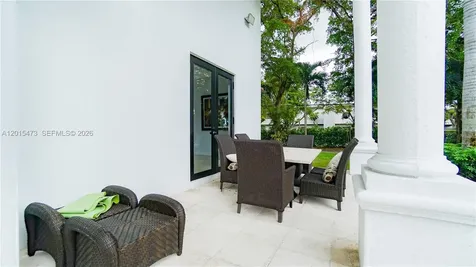 6950 SW 97th Avenue Miami FL 33173