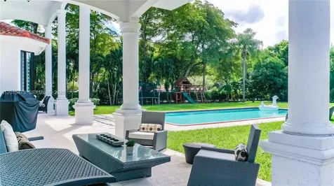 6950 SW 97th Avenue Miami FL 33173