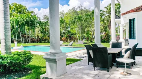 6950 SW 97th Avenue Miami FL 33173