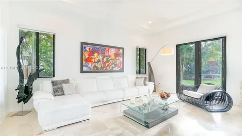 6950 SW 97th Avenue Miami FL 33173