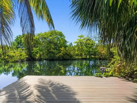 400 NW 30th Court Wilton Manors FL 33311