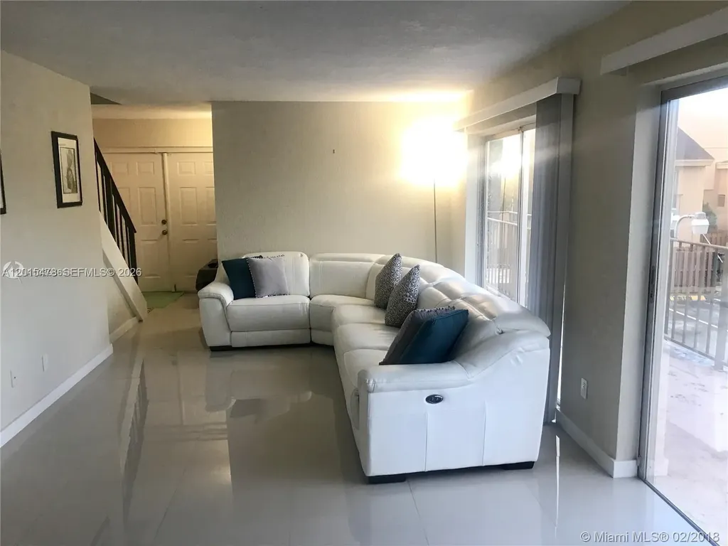15450 SW 85th Terrace Miami FL 33193