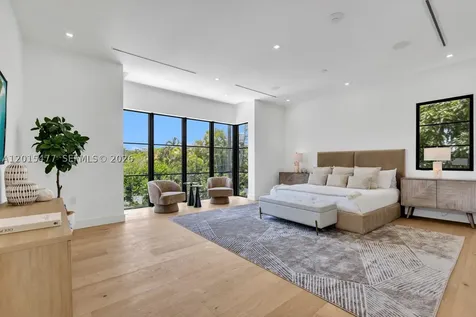 1220 S Alhambra Circle Coral Gables FL 33146