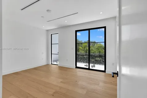1220 S Alhambra Circle Coral Gables FL 33146
