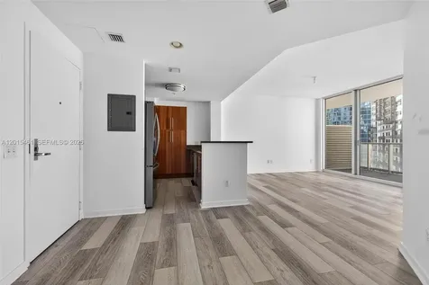 300 S Biscayne Boulevard Miami FL 33131