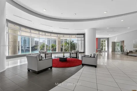 300 S Biscayne Boulevard Miami FL 33131