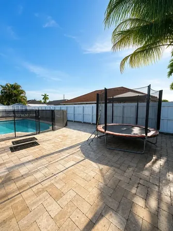 15046 SW 148th Place Miami FL 33196