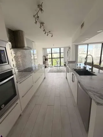 400 Leslie Drive Hallandale Beach FL 33009