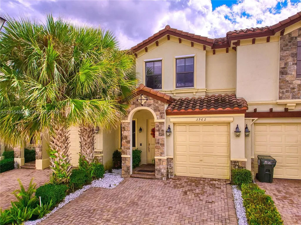 3962 Devenshire Court Coconut Creek FL 33073
