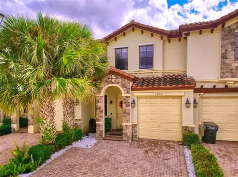 3962 Devenshire Court Coconut Creek FL 33073