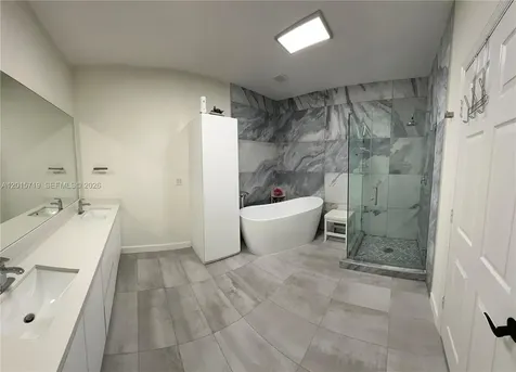 5790 Coach House Circle Boca Raton FL 33486