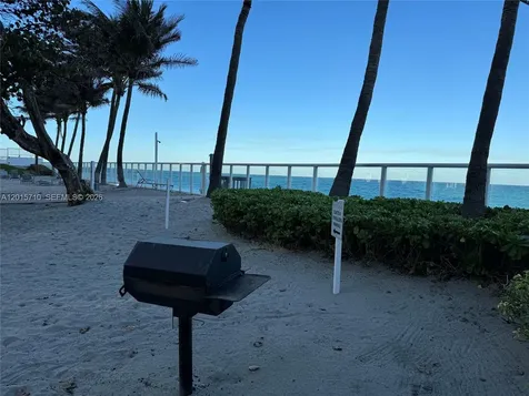3001 S Ocean Drive Hollywood FL 33019