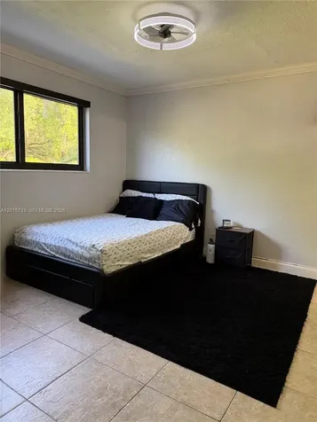 2640 N 62nd Avenue Hollywood FL 33024