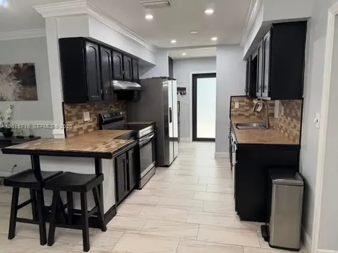2640 N 62nd Avenue Hollywood FL 33024