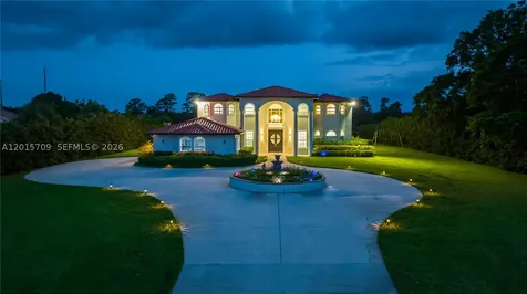 6152 SW Banks Street Palm City FL 34990