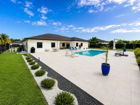21480 SW 132nd Court Miami FL 33177