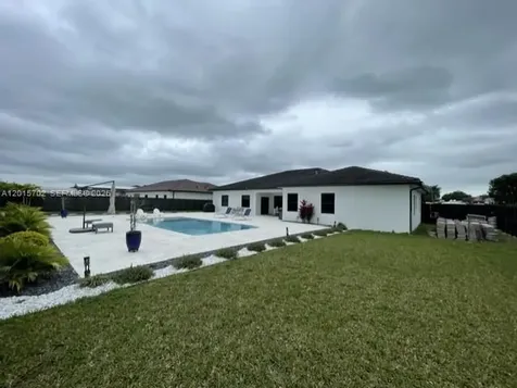 21480 SW 132nd Court Miami FL 33177