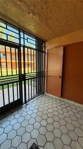 6385 W 27th Avenue Hialeah FL 33016