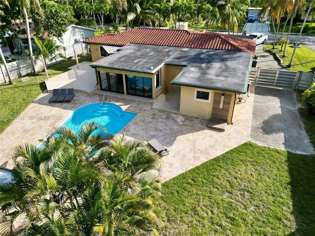 2639 Monroe Street Hollywood FL 33020