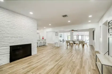 2639 Monroe Street Hollywood FL 33020