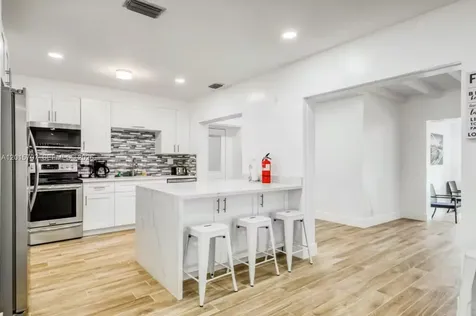2639 Monroe Street Hollywood FL 33020
